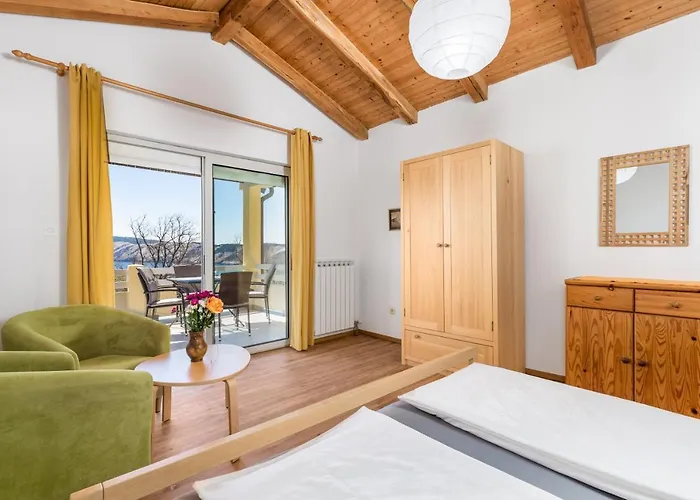 Ursula Apartamento Lopar